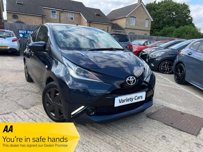 2017 Toyota AYGO 1.0 VVT-i X-Play 5dr x-shift HATCHBACK Petrol Manual
