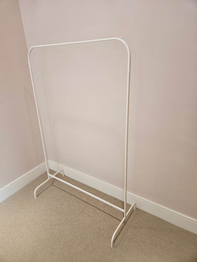 Ikea clothes rail - great condition 