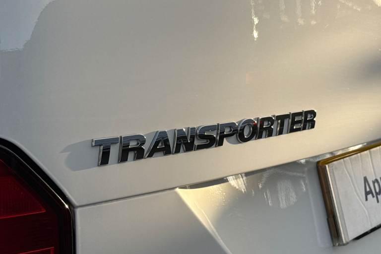 2024 Volkswagen Transporter 2.0 TDI 150 Highline Kombi Van DSG WINDOW VAN DIESEL Automatic