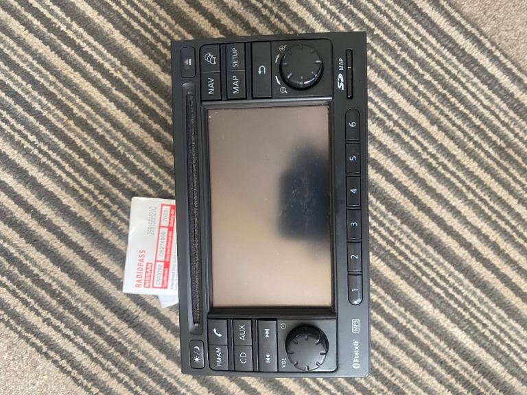 Nissan car radio