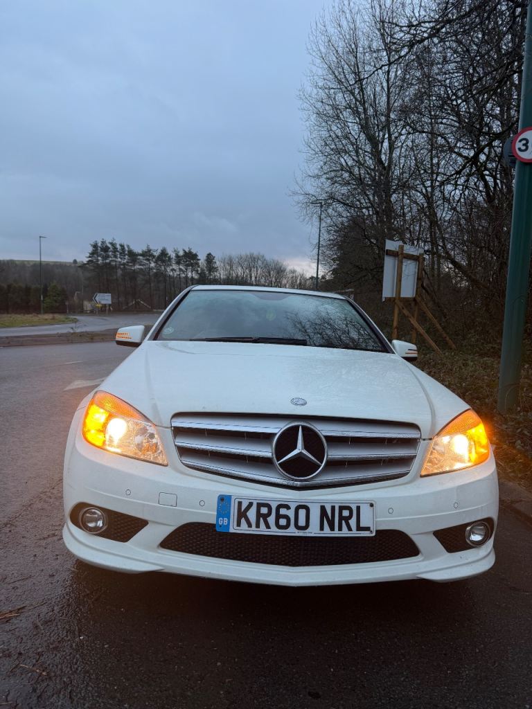 Mercedes-Benz, C CLASS, Saloon, 2011, Manual, 2143 (cc), 4 doors
