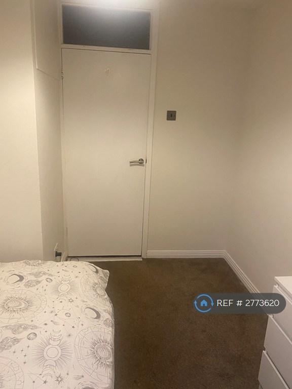 1 bedroom in Ridgeway Road, Redhill, RH1 (#2773620)