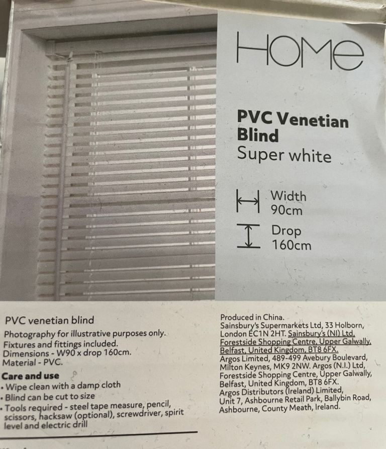 New White PVC Venetian Blinds 90cm x 160