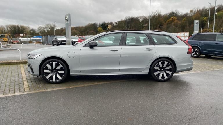 2025 Volvo V90 2.0 T6 [350] PHEV Plus Dark 5dr AWD Auto ESTATE PETROL/ELECTRIC Automatic