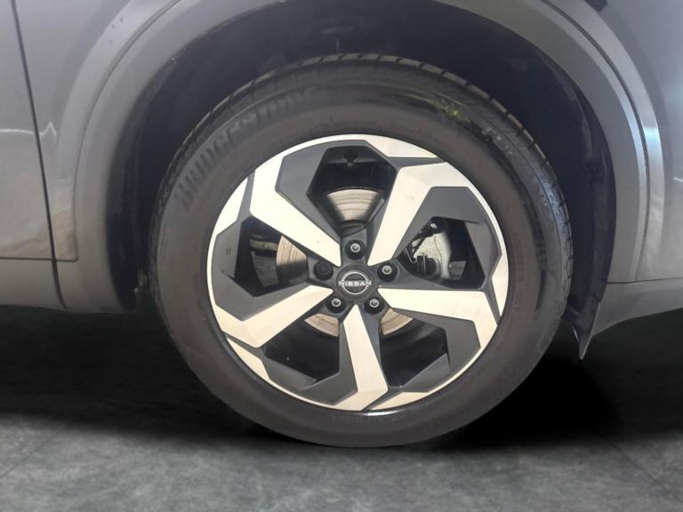 2022 Nissan Qashqai 1.3 DIG-T MHEV N-Connecta SUV 5dr Petrol Hybrid XTRON 4WD Euro 6 (s/s) (158 S...