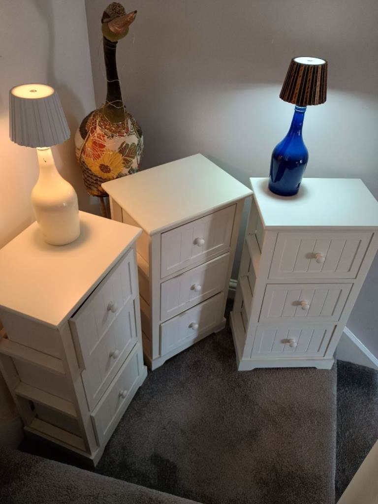White Wooden bedside 3 drawer cabinet