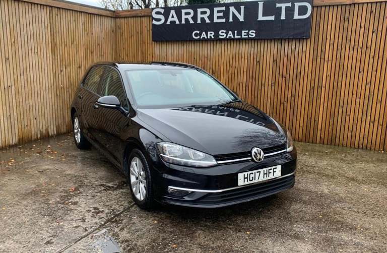 image for 2017 Volkswagen Golf 2.0 TDI BlueMotion Tech SE Nav Euro 6 (s/s) 5dr HATCHBACK Diesel Manual