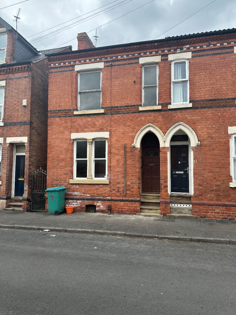 2 bedroom house to let house for rent 