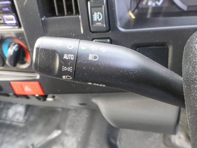 2023 Isuzu Grafter N.35 150T DRW 3.0TD 14'1/ 4.3M LWB XHIGH CURTAIN SIDE BOX VAN, Rev Cam, Ai Cur...