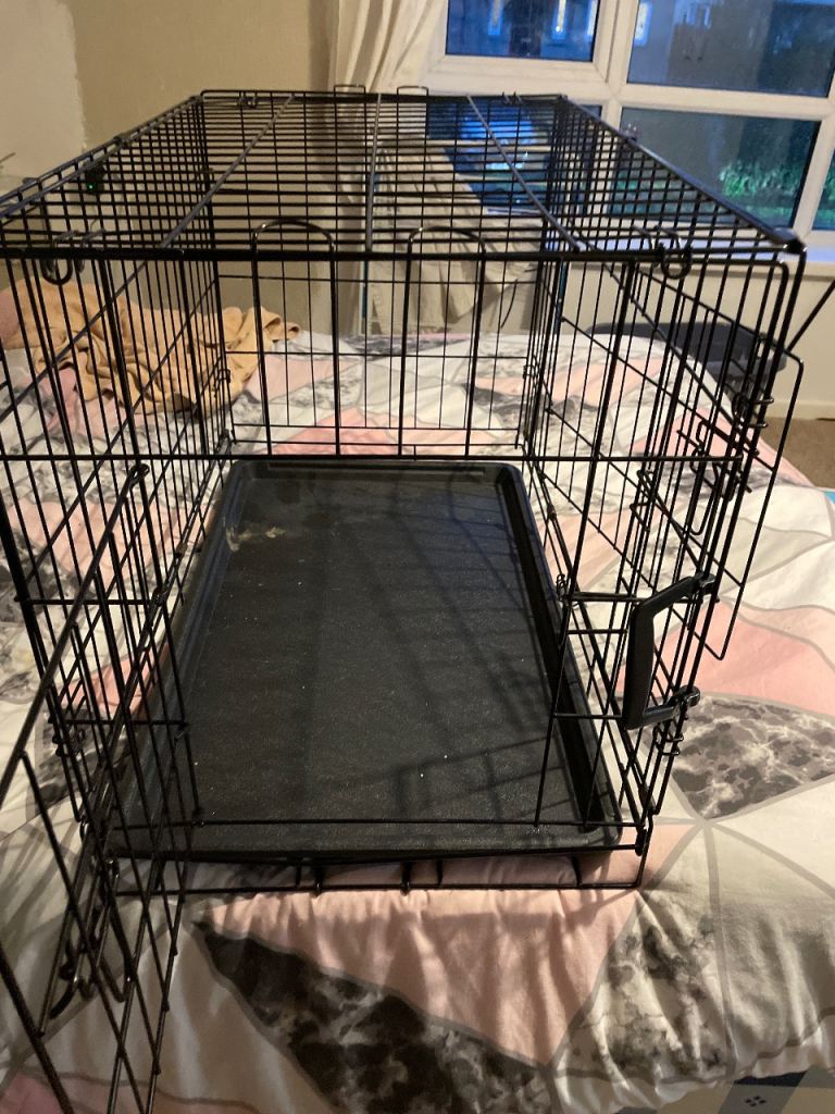 Medium dog cage 