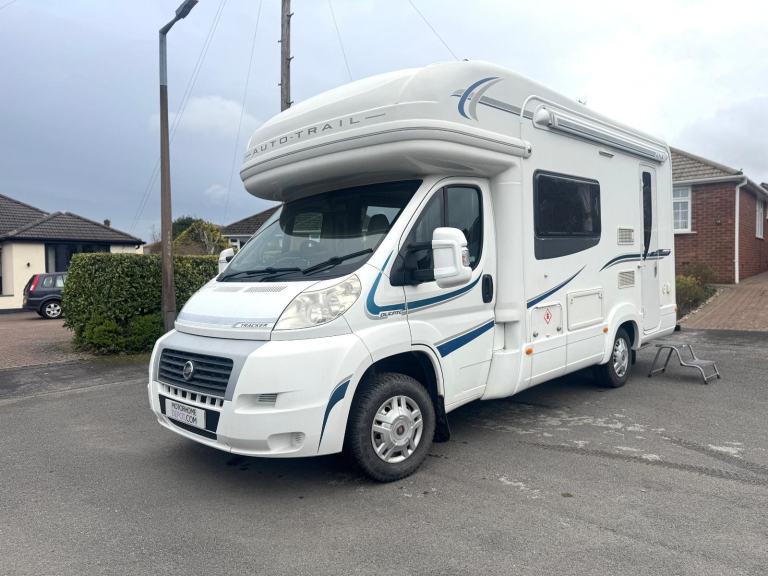 Autotrail Tracker Eks - 2 berth - 2 belts - 2012 - motorhome for sale