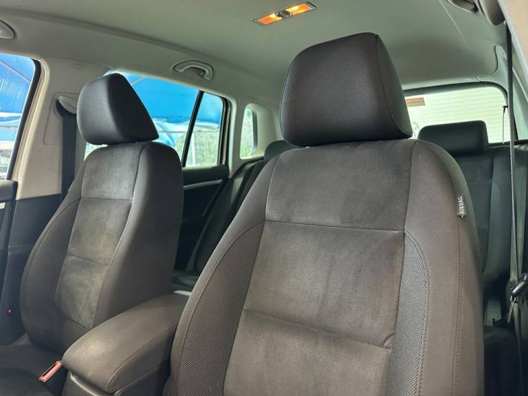 2015 Volkswagen Tiguan 2.0 TDI BlueMotion Tech Match SUV 5dr Diesel Manual 2WD Euro 5 (s/s) (140 ...