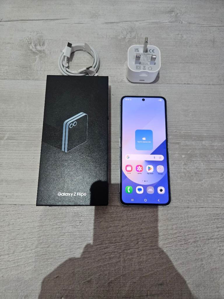 Samsung Z Flip 6 5G Unlocked 256GB Blue Warranty
