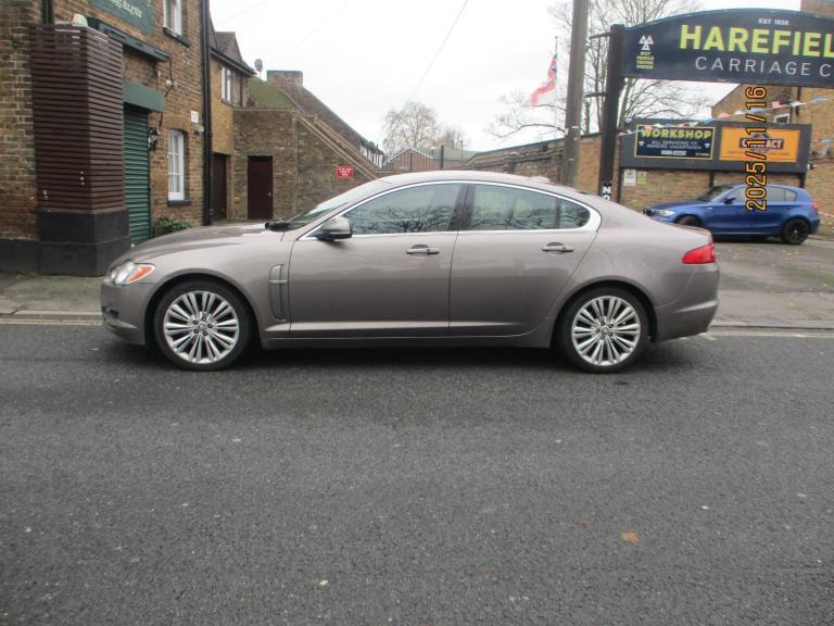 Jaguar XF 3.0d Premium Lux