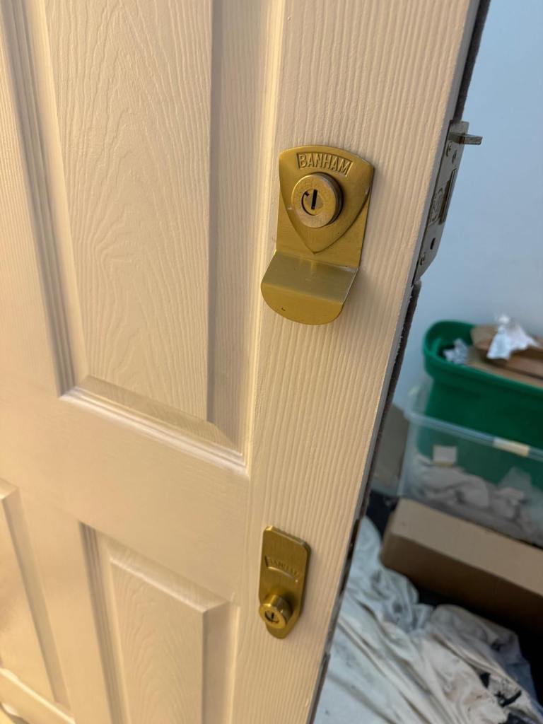 Local lock installation