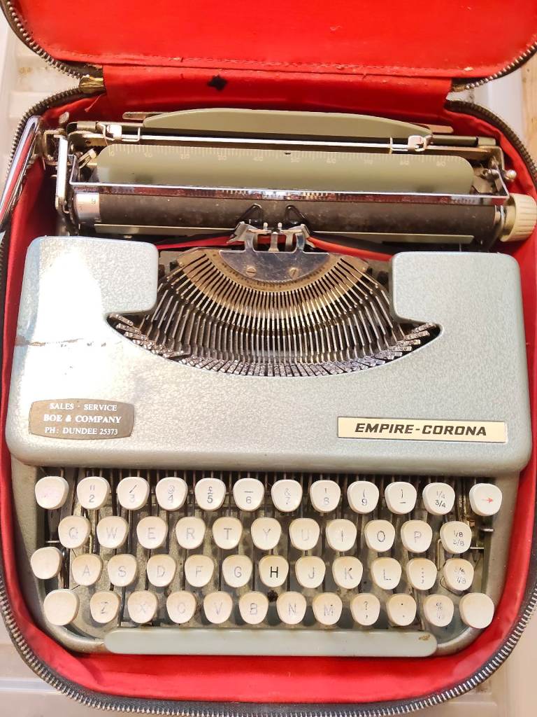 Empire Corona 1960s vintage typewriter 