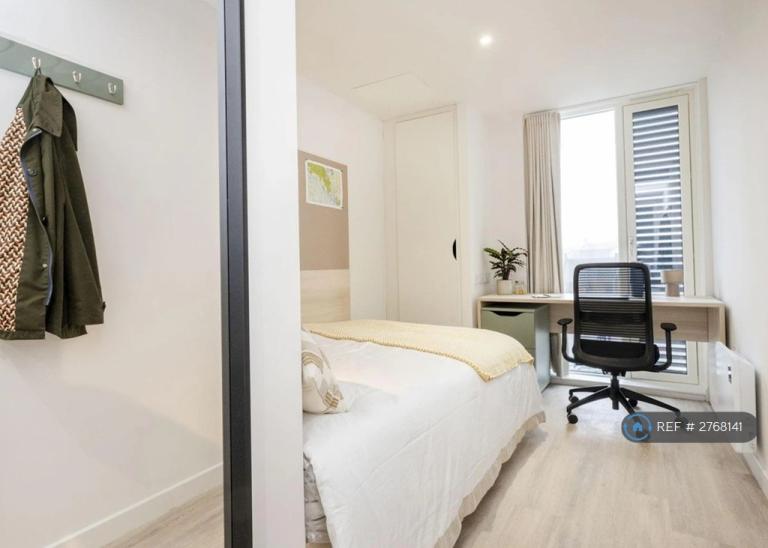 1 bedroom in Brown Street, Dundee, DD1 (#2768141)