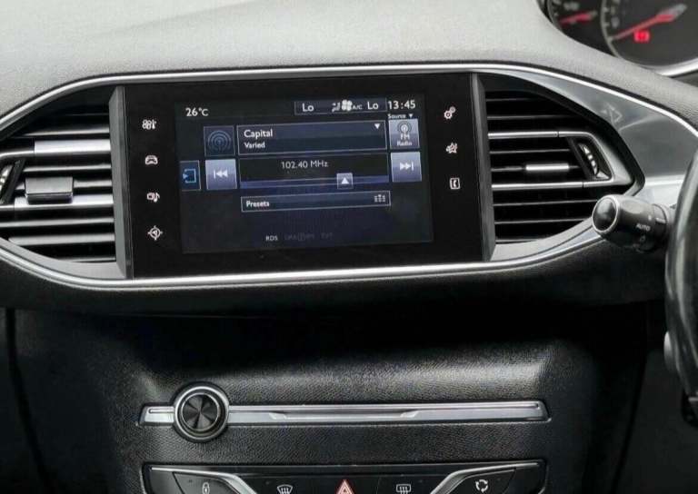 2016 Peugeot 308 1.2 PureTech 130 Allure 5dr HATCHBACK PETROL Manual