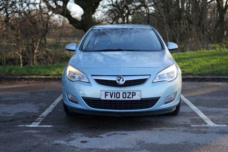 2010 Vauxhall Astra 1.6 16v Exclusive, MOT'd, New Battery