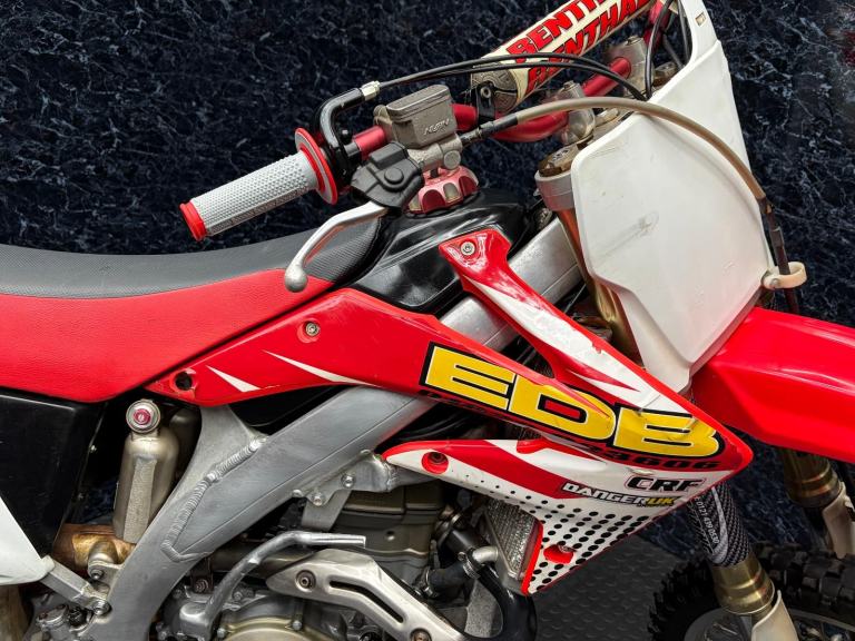 Honda CRF 450 2005  (MOTOCROSS / MX / ENDURO) @ AJ TRADING 