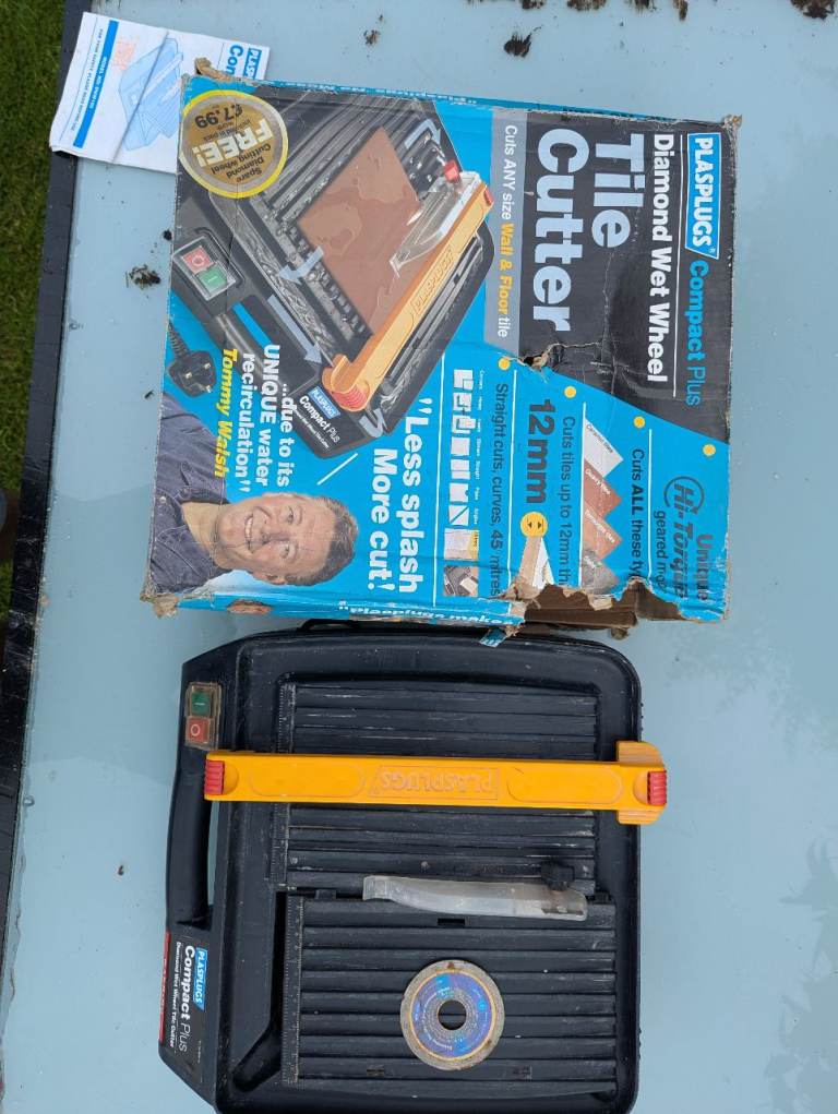 Plasplugs Compact Plus Tile Cutter – Good Condition