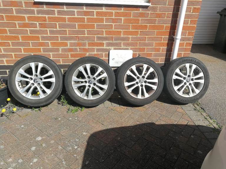 Set of 4 alloy wheels with tyres Kia ceed 2014 