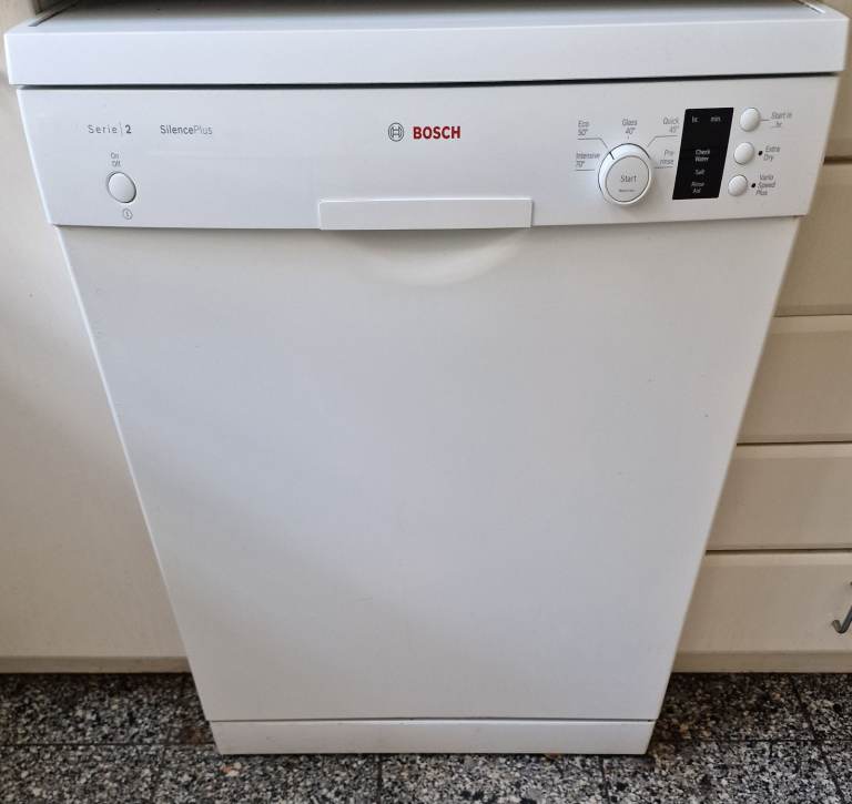 BOSCH Serie 2 Dishwasher - white