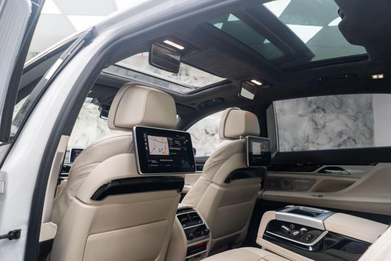  BMW 7 Series 3.0 745Le 12kWh M Sport Auto xDrive Euro 6 (s/s) 4dr Petrol/Electric Hybrid Automatic