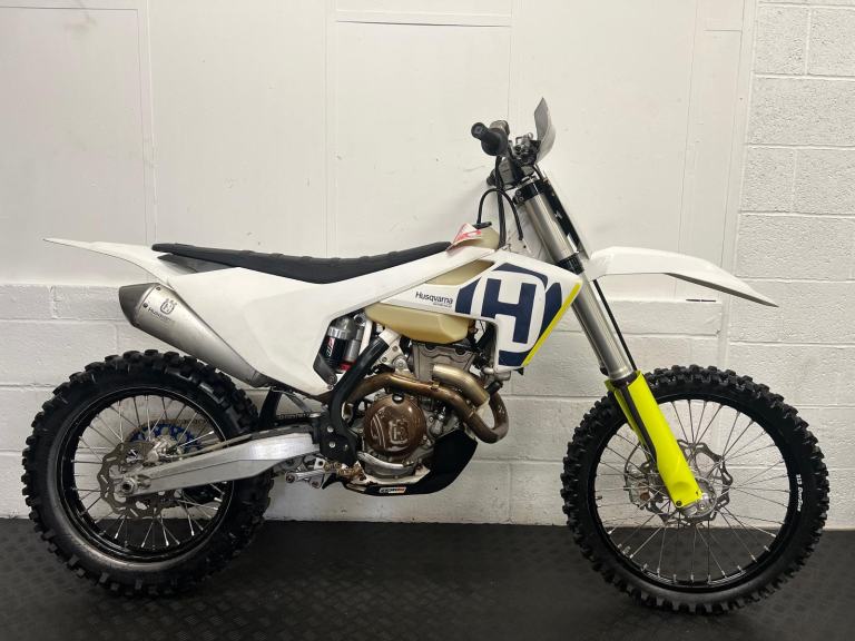 2017 Husqvarna FX 350 Enduro bike with V5 Logbook