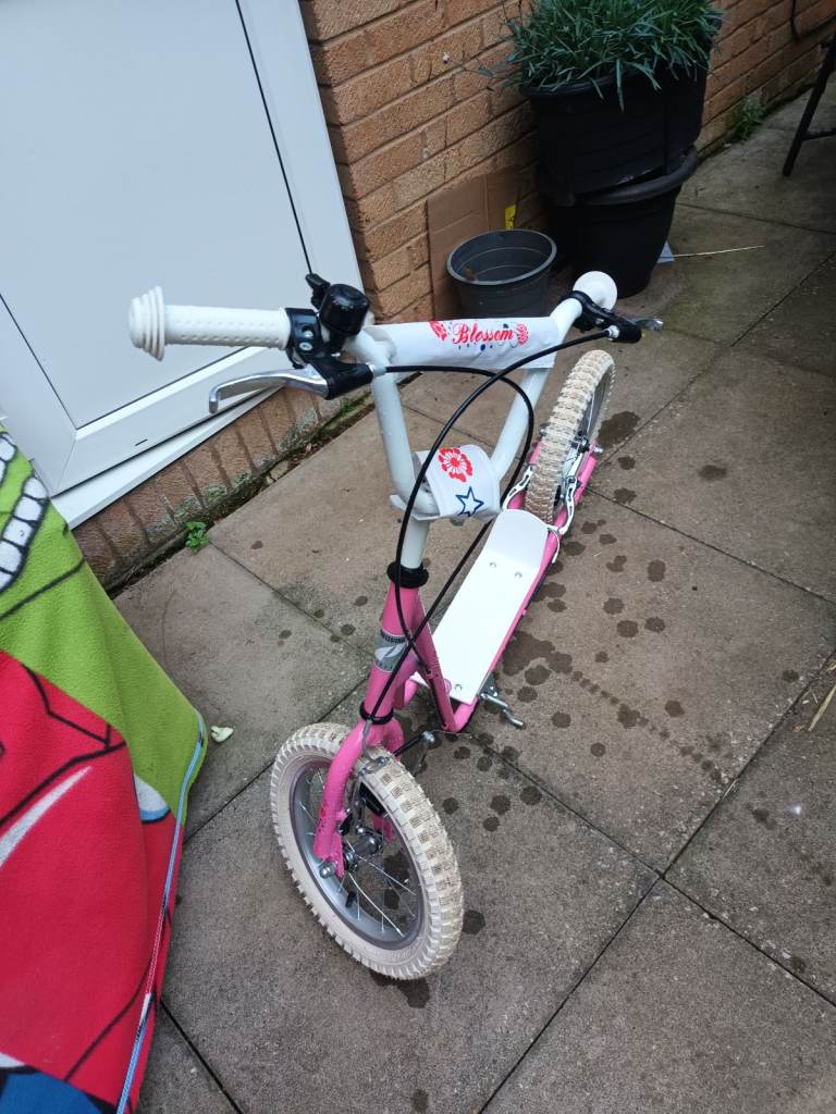 Pink scooter 