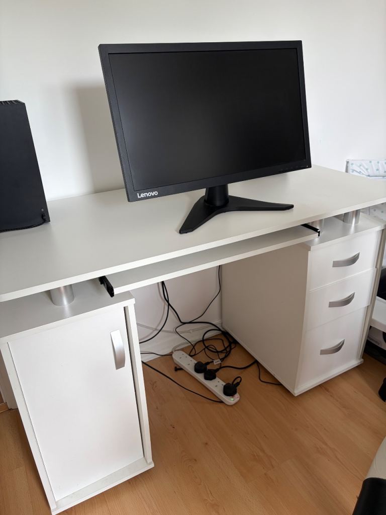 White computer desk