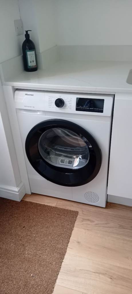 Hisense Dryer 8kg – White, As Good As New