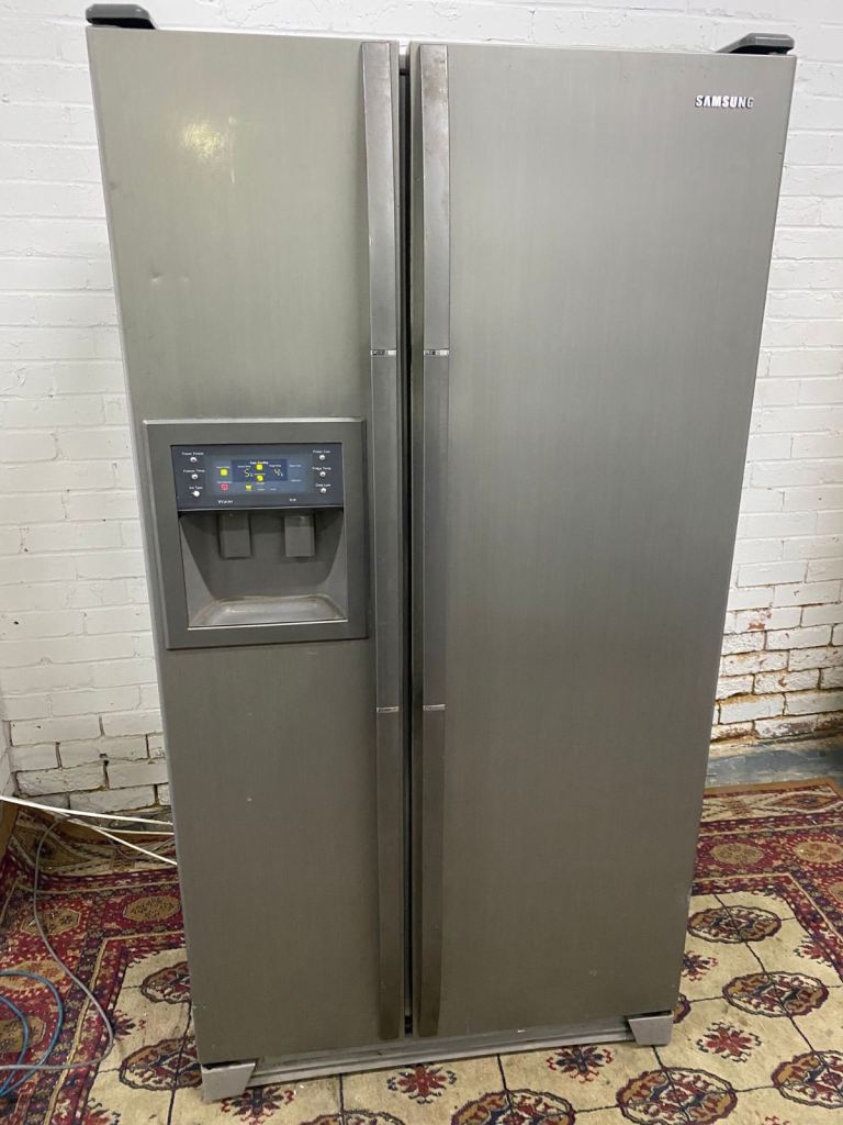 ✅🚚Beautiful Samsung Grey Samsung American With Ice/Water Dispenser Fridge Freezer 
