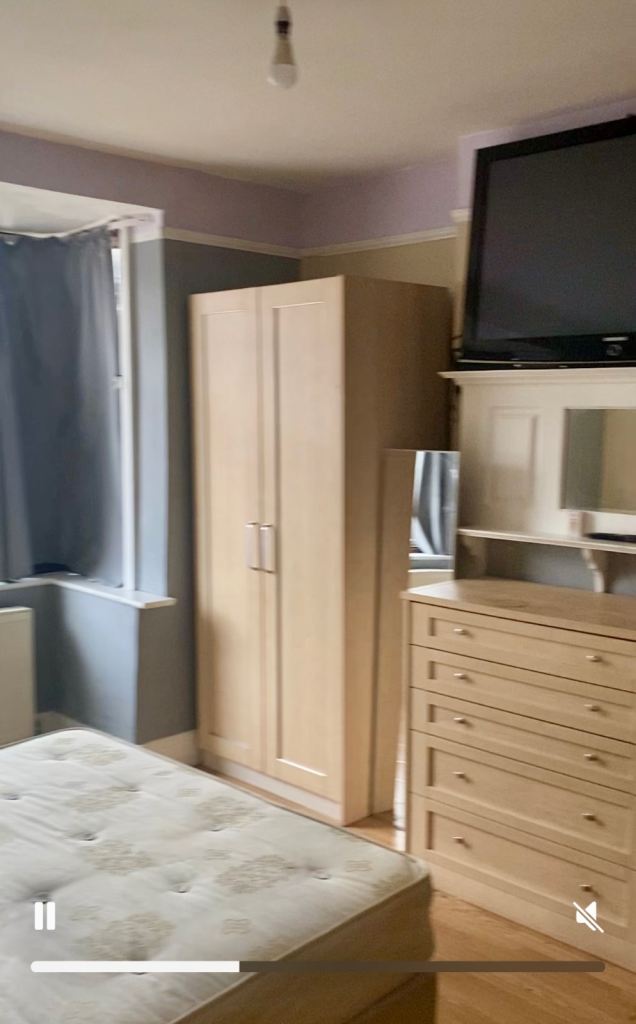 Large room near Elizabeth line Southall station 