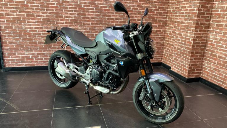 2023 BMW F900 BMW F900 R ROADSTER Petrol Manual
