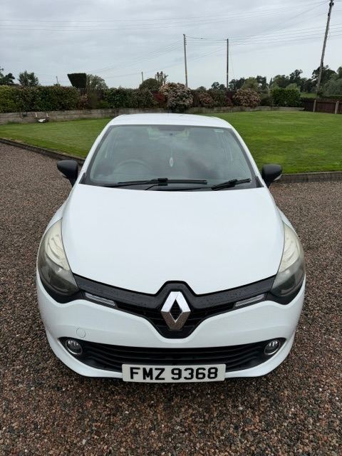 Renault, CLIO, Hatchback, 2016, Manual, 1461 (cc), 5 doors