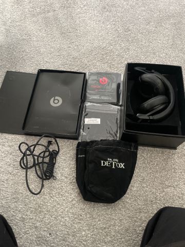 Beats limited edition detox by dr.Dre headphones | in Blantyre