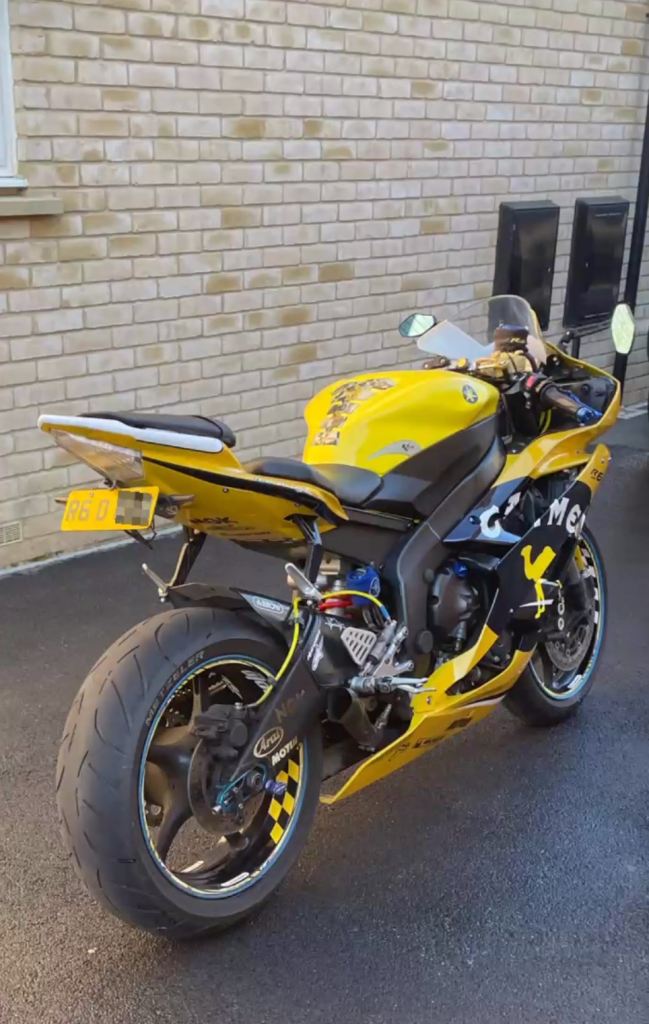 2006 Yamaha r6 
