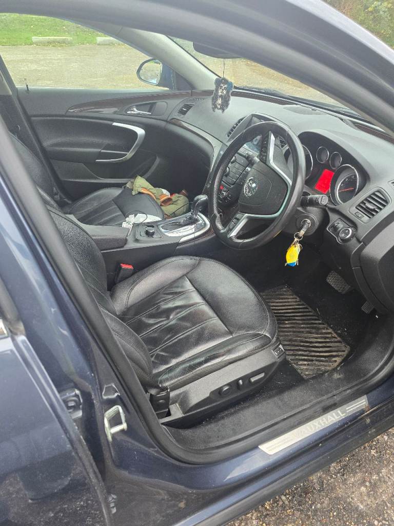 2011 Vauxhall insignia 2.0 cdti auto £950