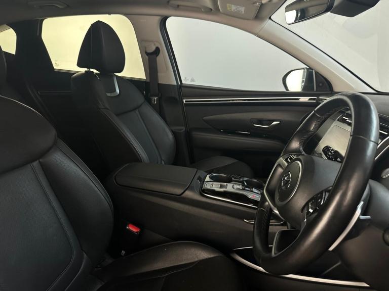 2024 Hyundai TUCSON 1.6 h T-GDi 13.8kWh Ultimate Auto 4WD Euro 6 (s/s) 5dr ESTATE Petrol/Electric...