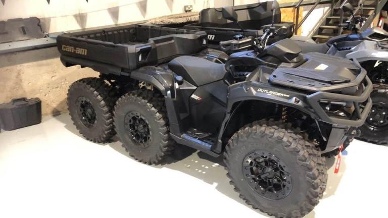 2026 Can-Am Outlander 6x6 Backcountry 1000R
