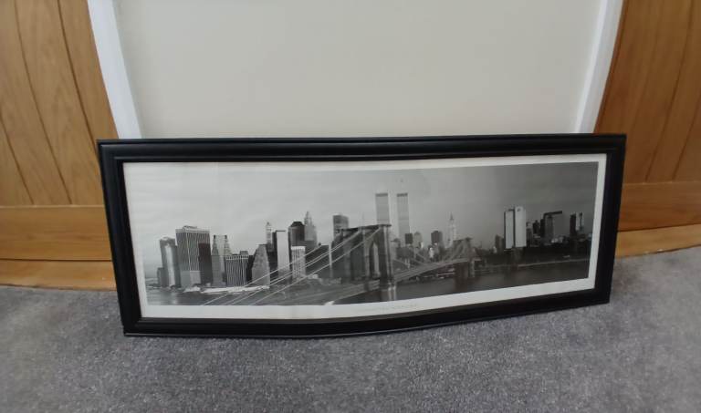 Framed NYC picture with frame