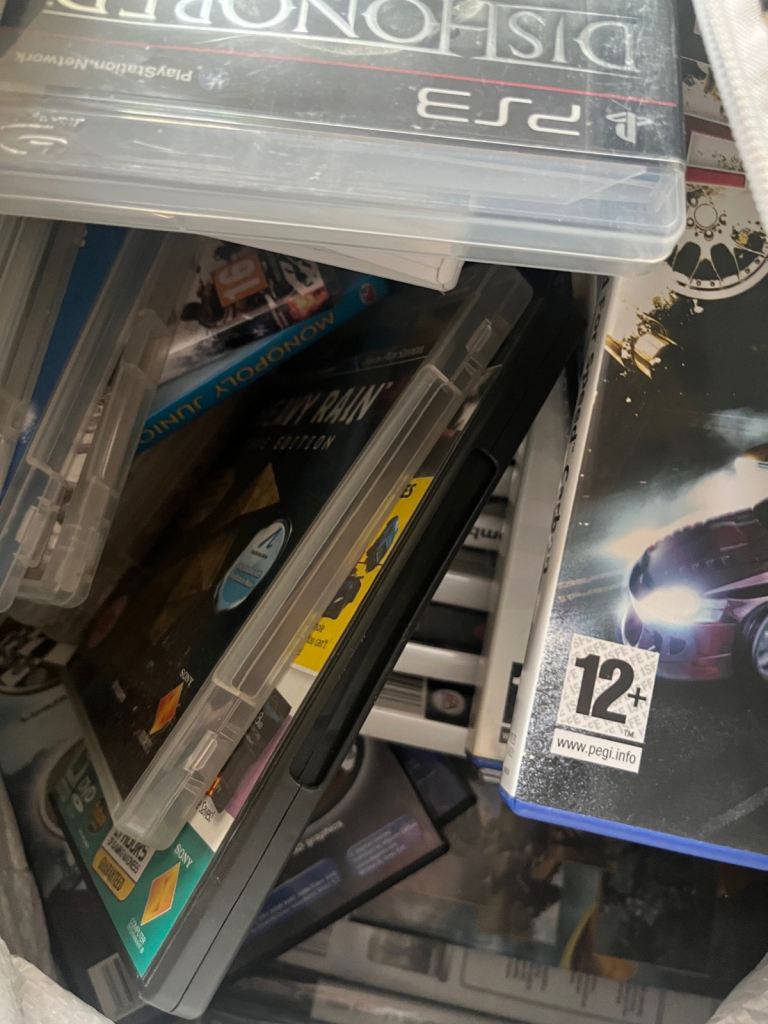 Ps2/3-xbox 360 &nintendo  Wii games 