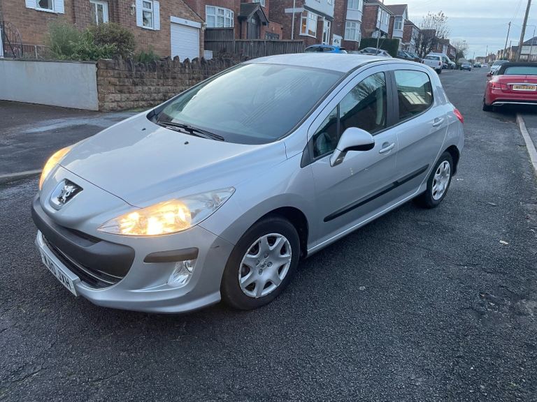 PEUGEOT 308 AUTOMATIC ULEZ FREE