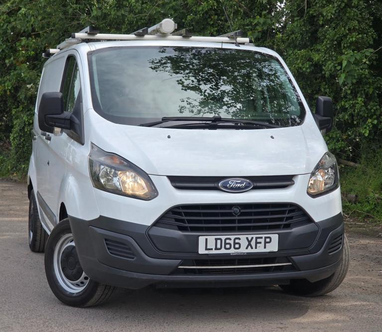 2016 Ford Transit Custom 2.0 TDCi 105ps Low Roof Van EURO 6 PANEL VAN Diesel Manual