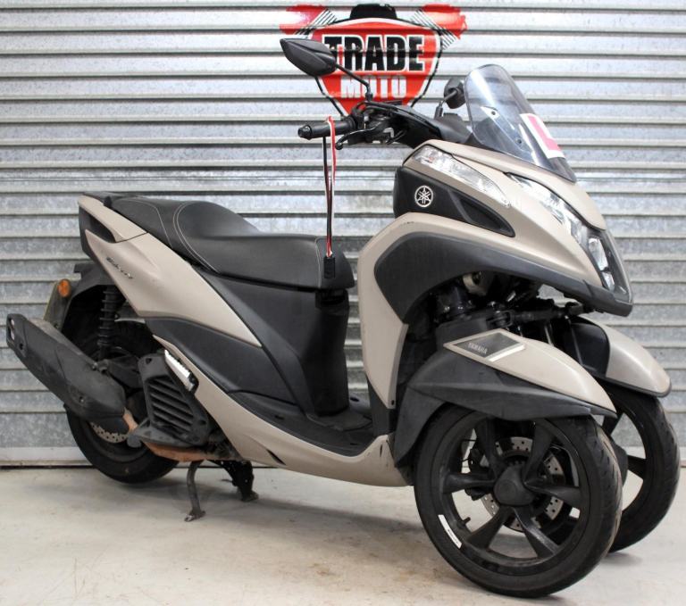 2023 23 YAMAHA MW 125 TRICITY TRI CITY 3 WHEEL SCOOTER LEARNER LEGAL 12K NEW MOT