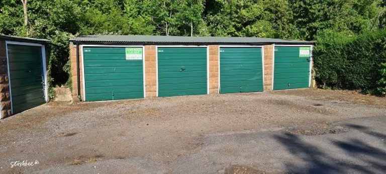 Garage to rent in Guildford (GU2) | Stashbee