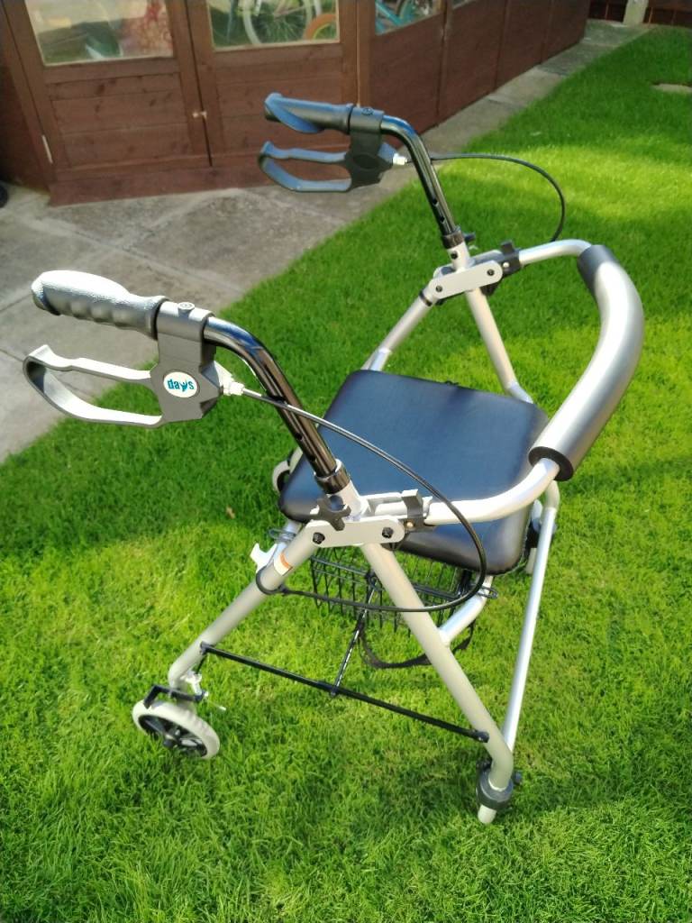 4 WHEELED LIGHTWEIGHT MOBILITY WALKER (LIKE NEW) 