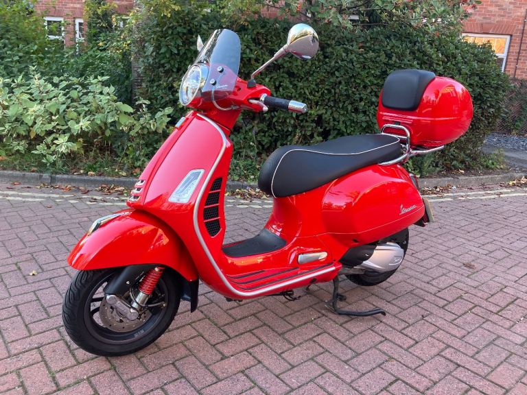 2020 Vespa GTS 300 HPE