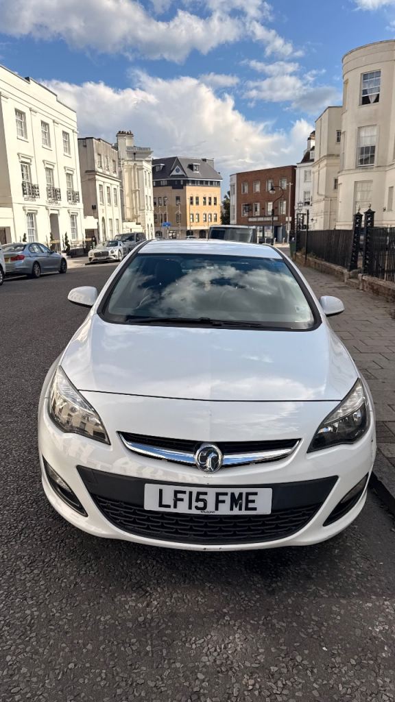 Vauxhall, ASTRA, Hatchback, 2015, Manual, 1398 (cc), 5 doors